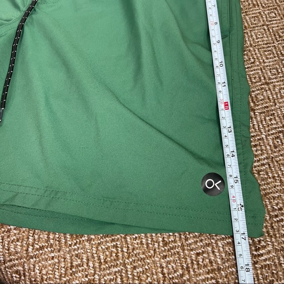 Outerknown Trunks Shorts Mens Sz Large Green Nomadic Volley Lightweight Outdoor - Picture 8 of 10